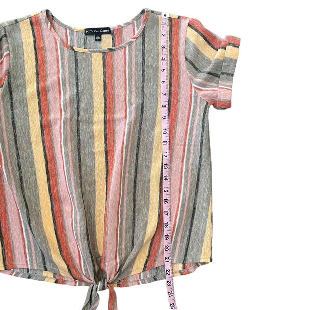 Kim & Cami NWOT Striped Top with Tie Front Small - Picture 12 of 14